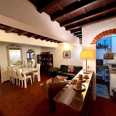 Cozy Apt In The Centre Apartment *